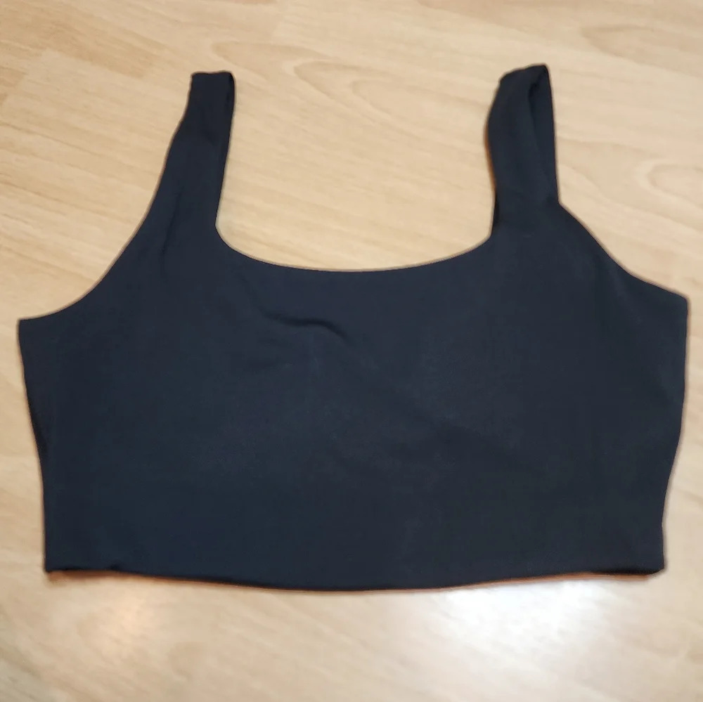 Madewell Black Sports Bra. Size XS. NWOT‎